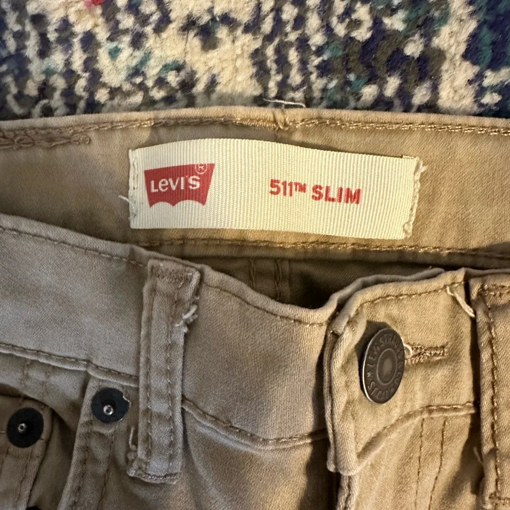 LEVIS 511 Slim Khaki Pants